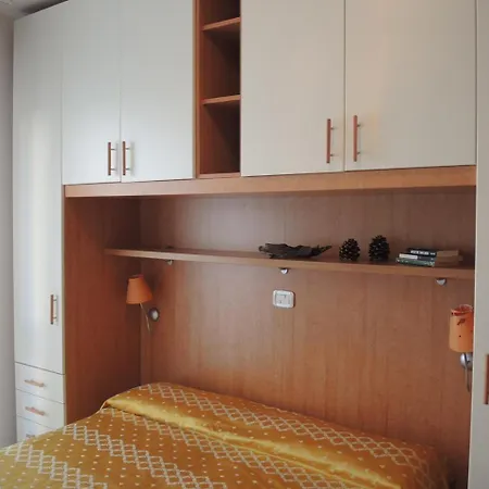 Renewed Flat In A Seafront Building With Pool Apartamento Bibione