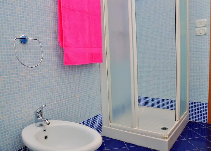 Renewed Flat In A Seafront Building With Pool Apartment