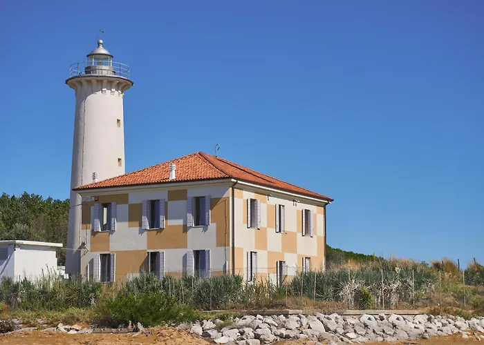 Apartment Renewed Flat In A Seafront Building With Pool *